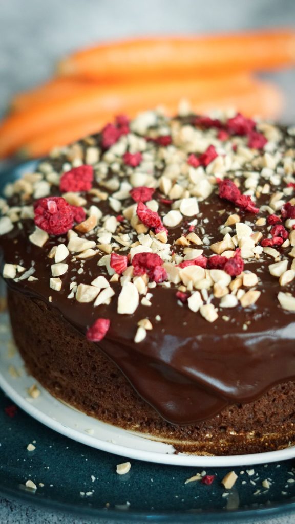 Glutenfreier Karottenkuchen mit Haferflocken
