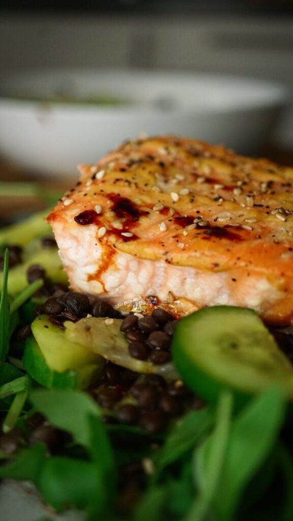 Ofenlachs mit Linsen