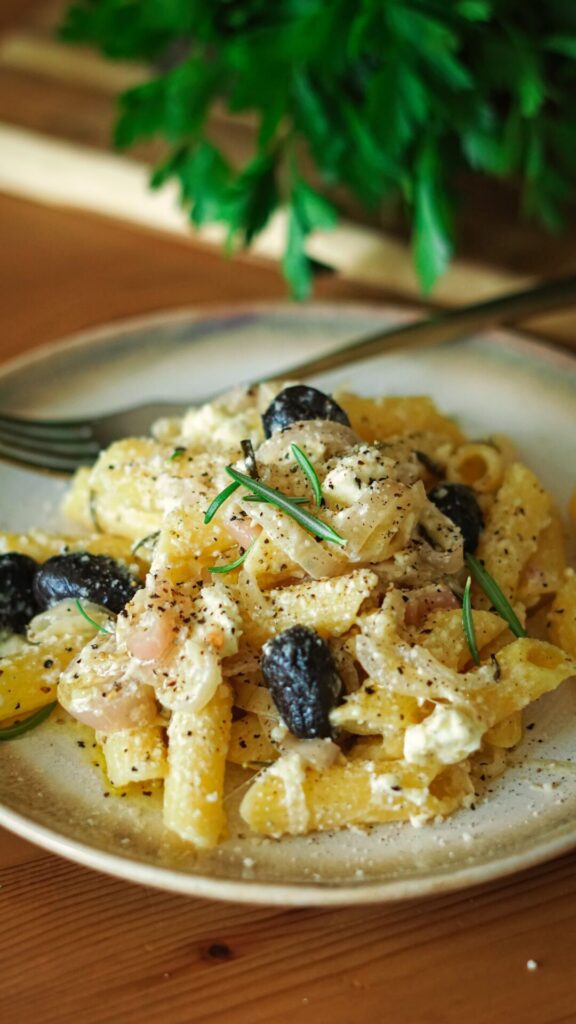 Zitronen-Pasta mit Feta