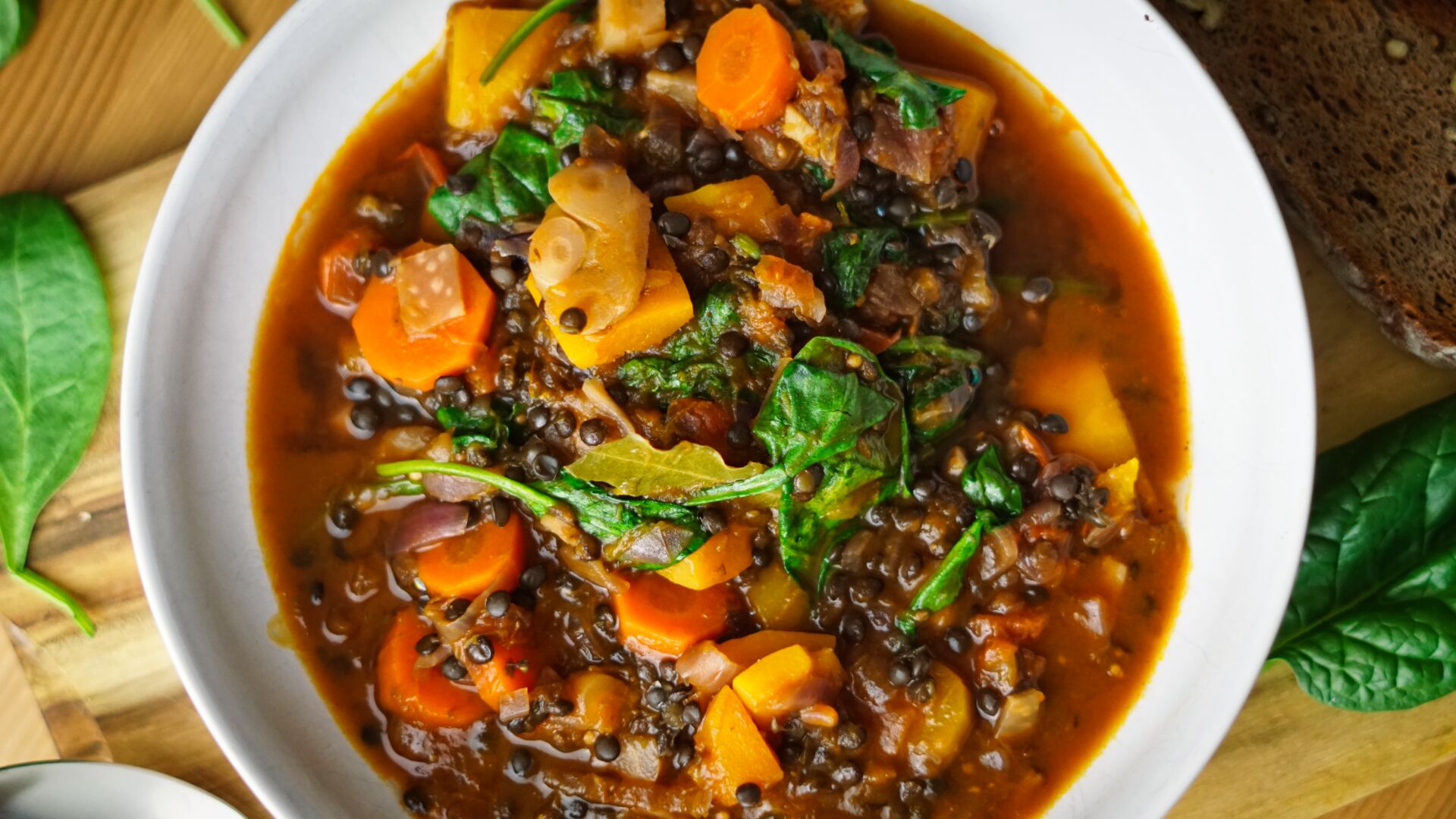 Vegetarischer Linseneintopf