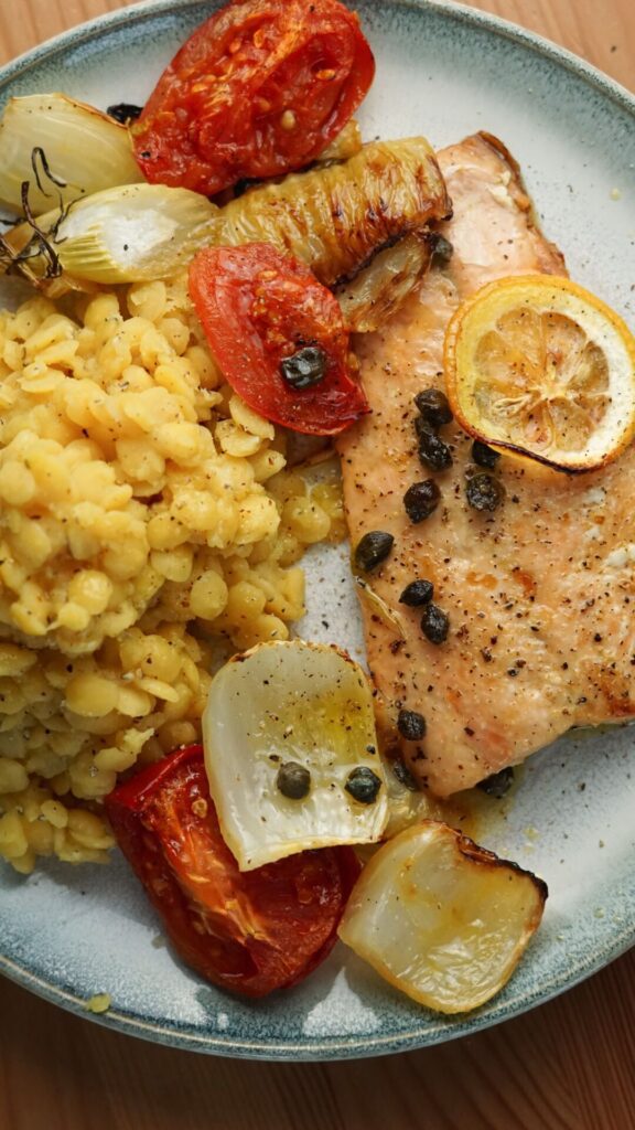 Lachs aus dem Ofen mit Zitrone
