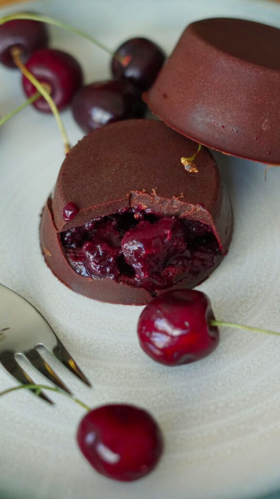 Kirsch-Schoko-Dessert